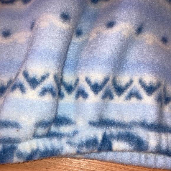 NBA Womens size large cropped fleece sweater winter perfect - Picture 2 of 7